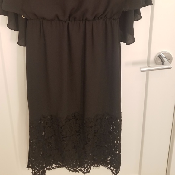 BCBG lace cape dress - Picture 3 of 3